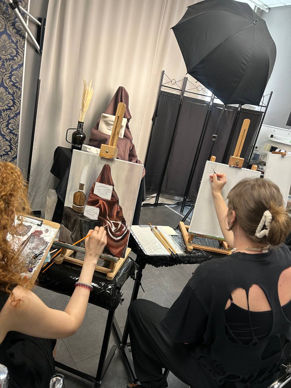 Kreativ-Workshop: Zeichnen in einem Tattoo-Studio