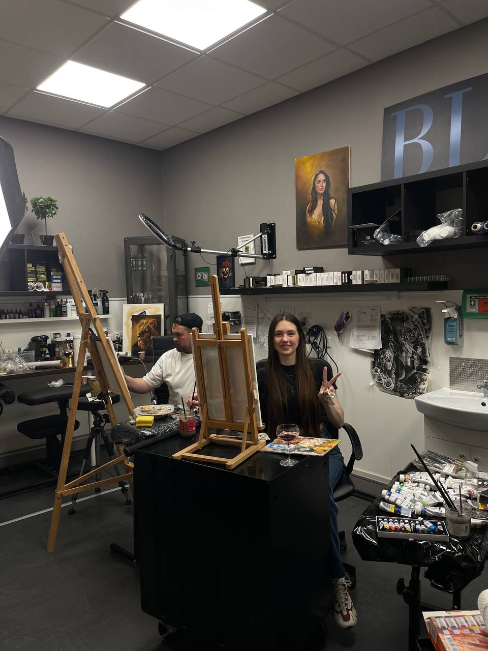 Kreativ-Workshop: Zeichnen in einem Tattoo-Studio